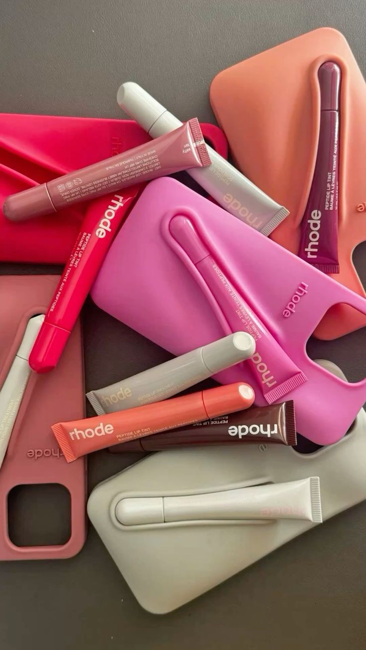 Lip Case-YOUR ESSENTIALS IN ONE PLACE