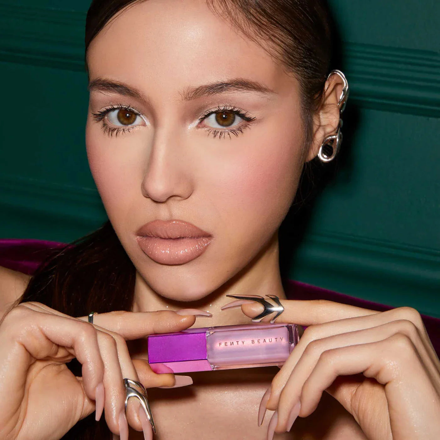 Gloss Bomb Crystal Holographic Lip Luminizer - Fenty Beauty / Gloss hincha labios holográfico Ed. limitada *Pre-Orden