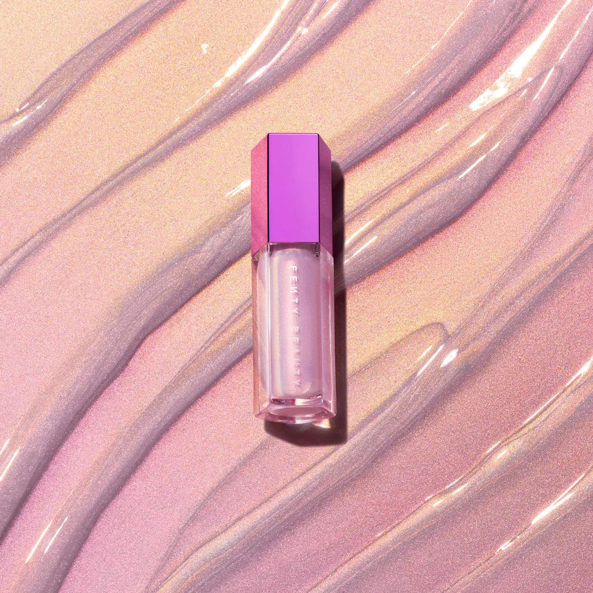 Gloss Bomb Crystal Holographic Lip Luminizer - Fenty Beauty / Gloss hincha labios holográfico Ed. limitada *Pre-Orden