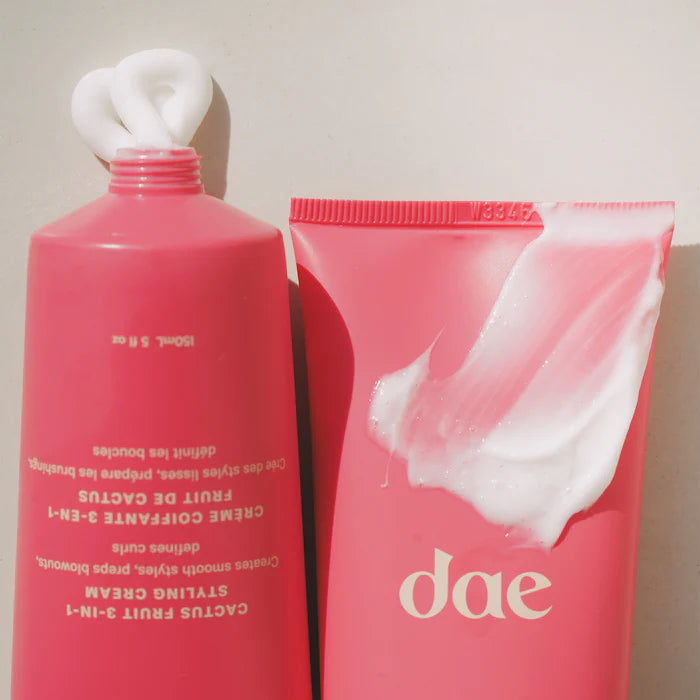 Dream Coat Supernatural Treatment Spray for Frizzy Hair