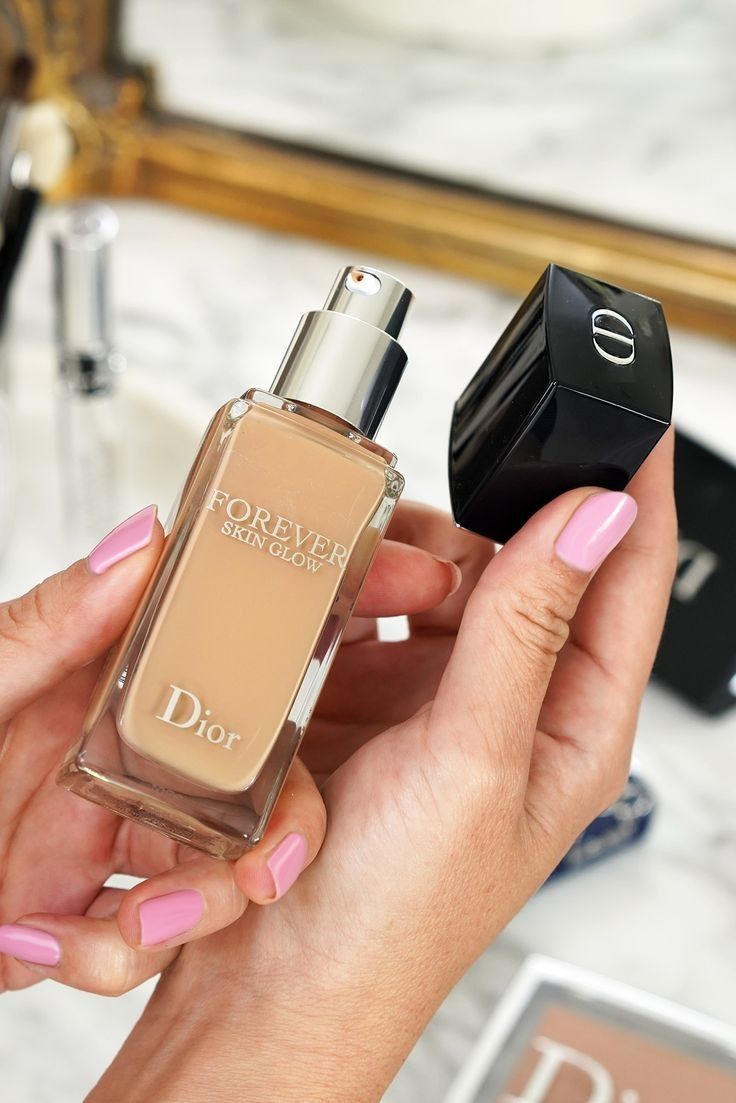 Dior Forever Skin Glow Foundation SPF 15