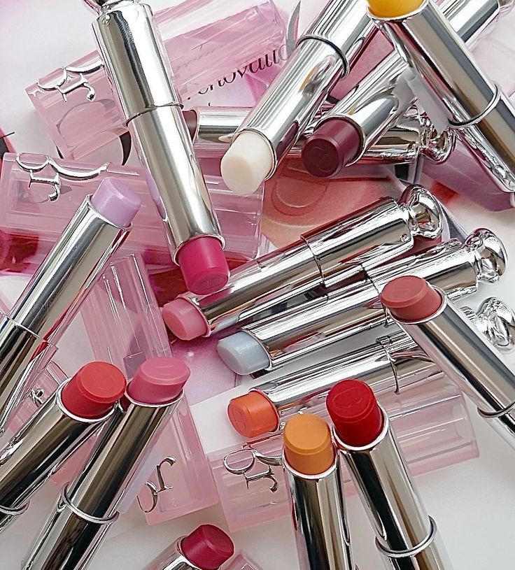 Bálsamo labial iluminador Dior Addict