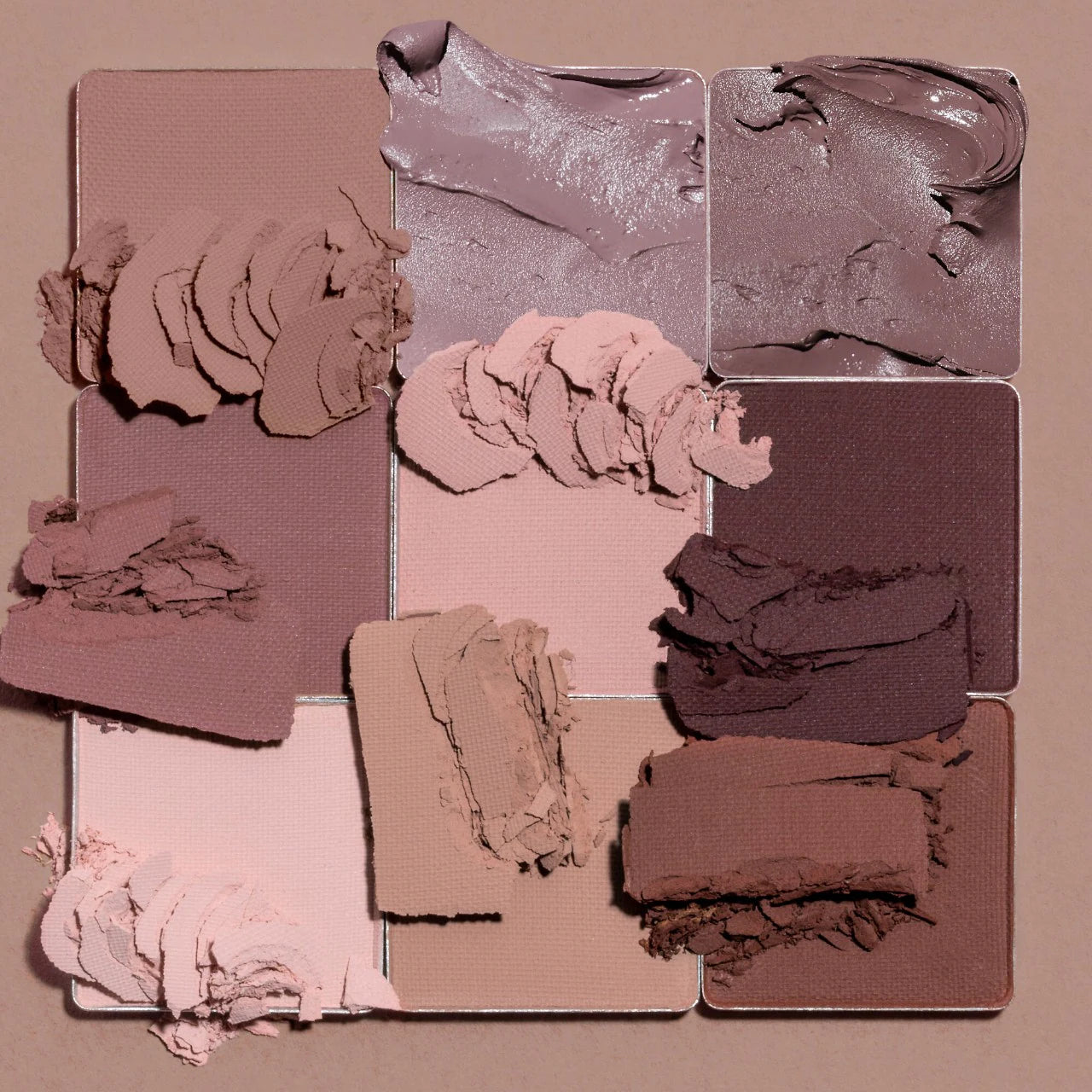 Matte Obsessions Eyeshadow Palette/ Paleta de sombras de ojos *Pre-Orden